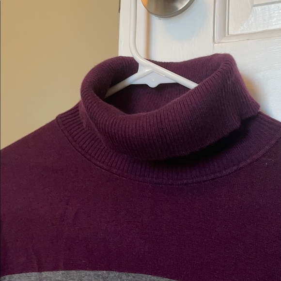 Calvin Klein Flowey Sweater - Picture 3 of 4